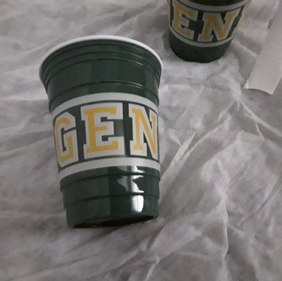 Disney Goofy Legend Varsity 4 Pack Reusable Cups NEW - Picture 5 of 7